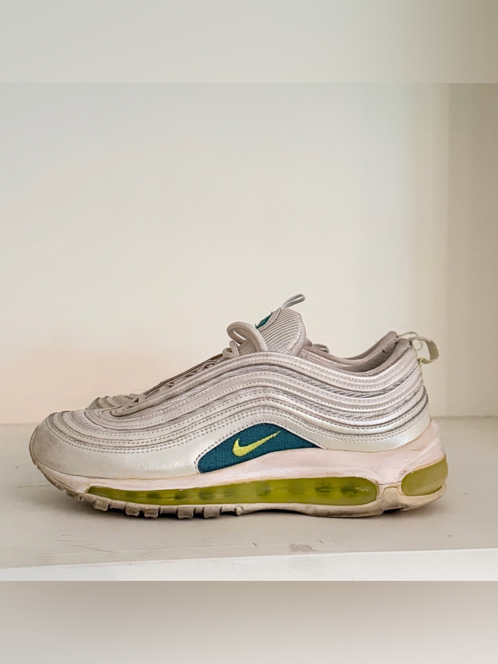 2009 Nike Air Max 97 Size 7.5 White Volt - Turbo Green